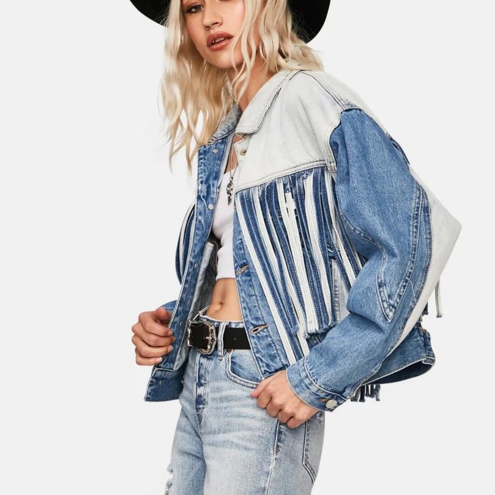 👀 *BLANK NYC Blue Jean Denim Fringe Jacket Small Bonnaroo Boho Western NWT*